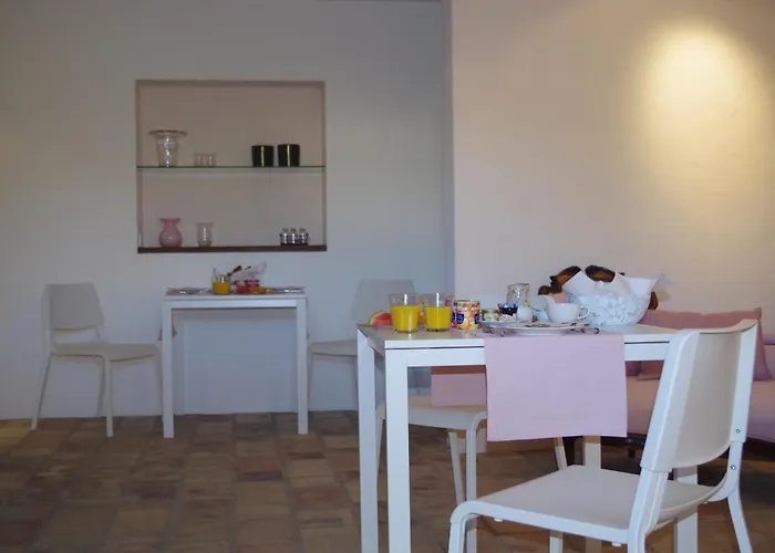 Comfortable Pour La Detente Au Mas La Magdelaine Bed & Breakfast Péret