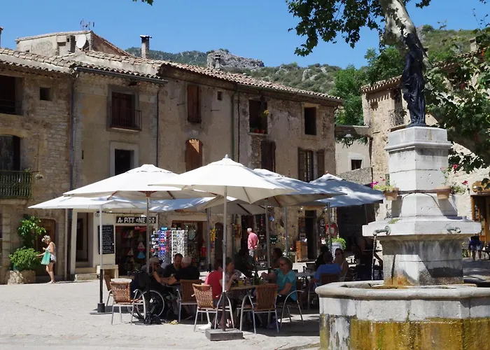 Bed & Breakfast Comfortable Pour La Detente Au Mas La Magdelaine 3*